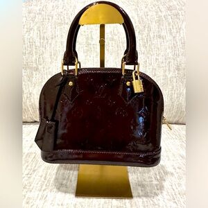 💎✨STUNNING 💎✨LOUIS VUITTON  Monogram Vernis Alma BB